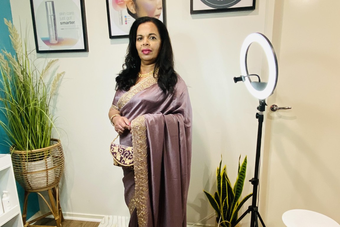 Saree Draping & Dressing at Salon Esvees