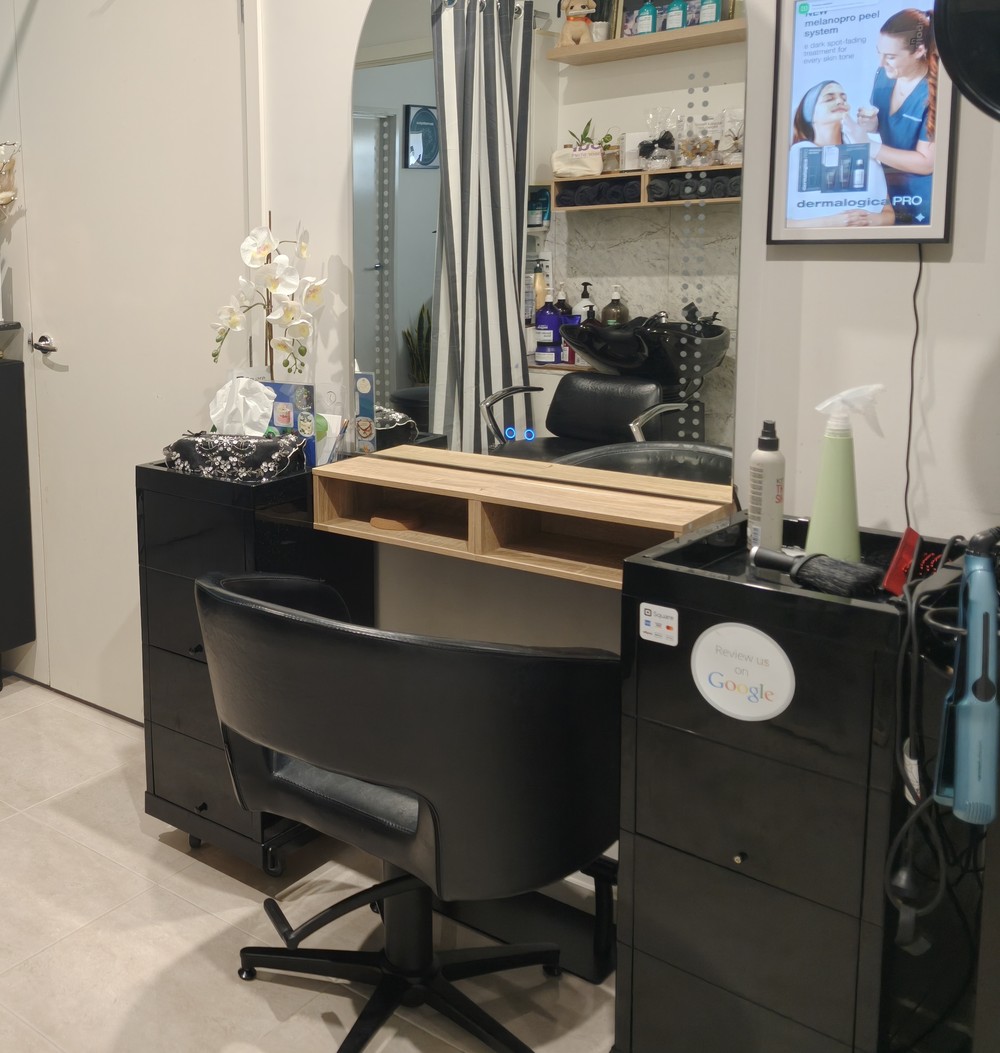 The Salon Esvees hair salon in Cranbourne East