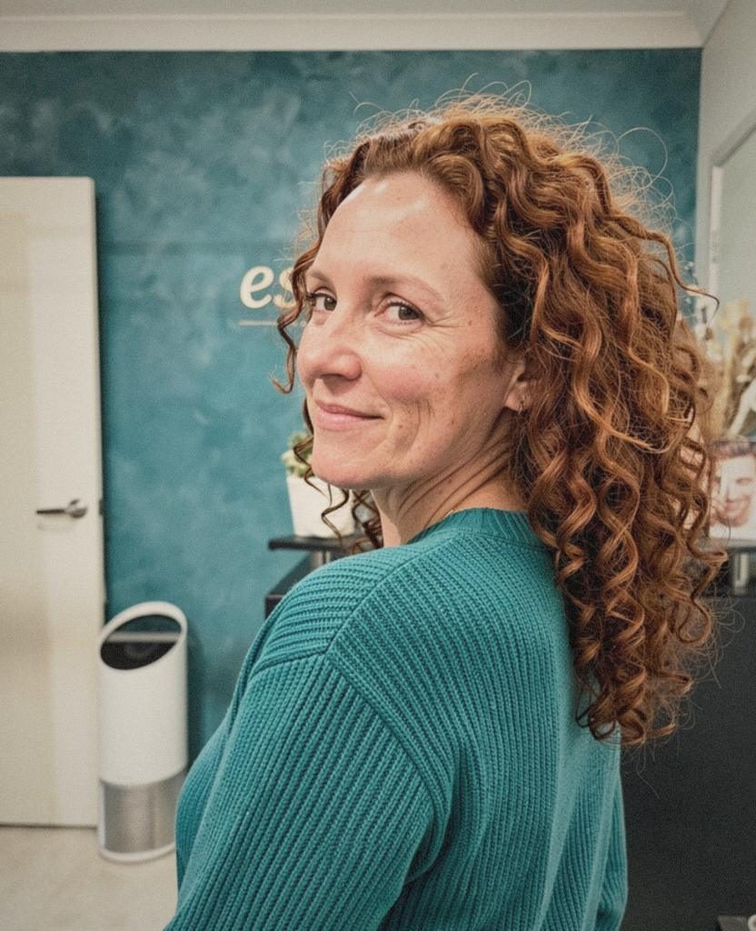 Perm at Salon Esvees